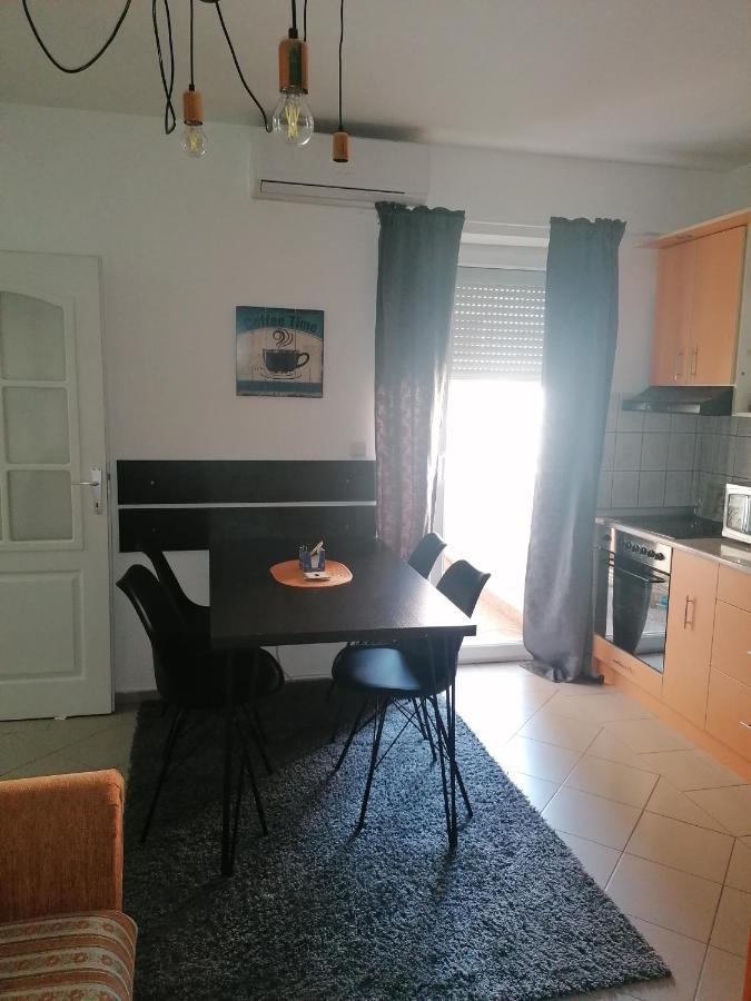 Fast Sleep & Go 2 Apartment Paracin Exterior photo