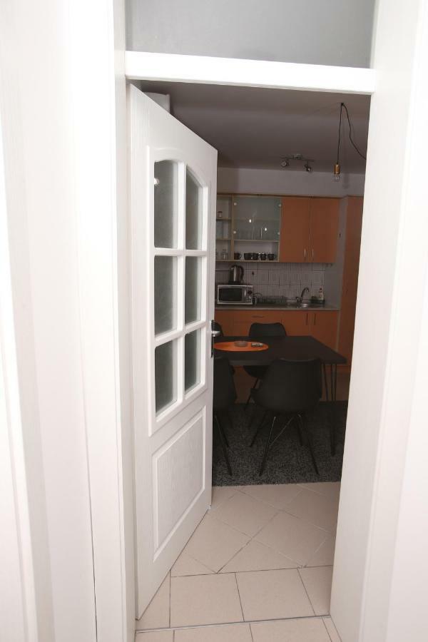 Fast Sleep & Go 2 Apartment Paracin Exterior photo