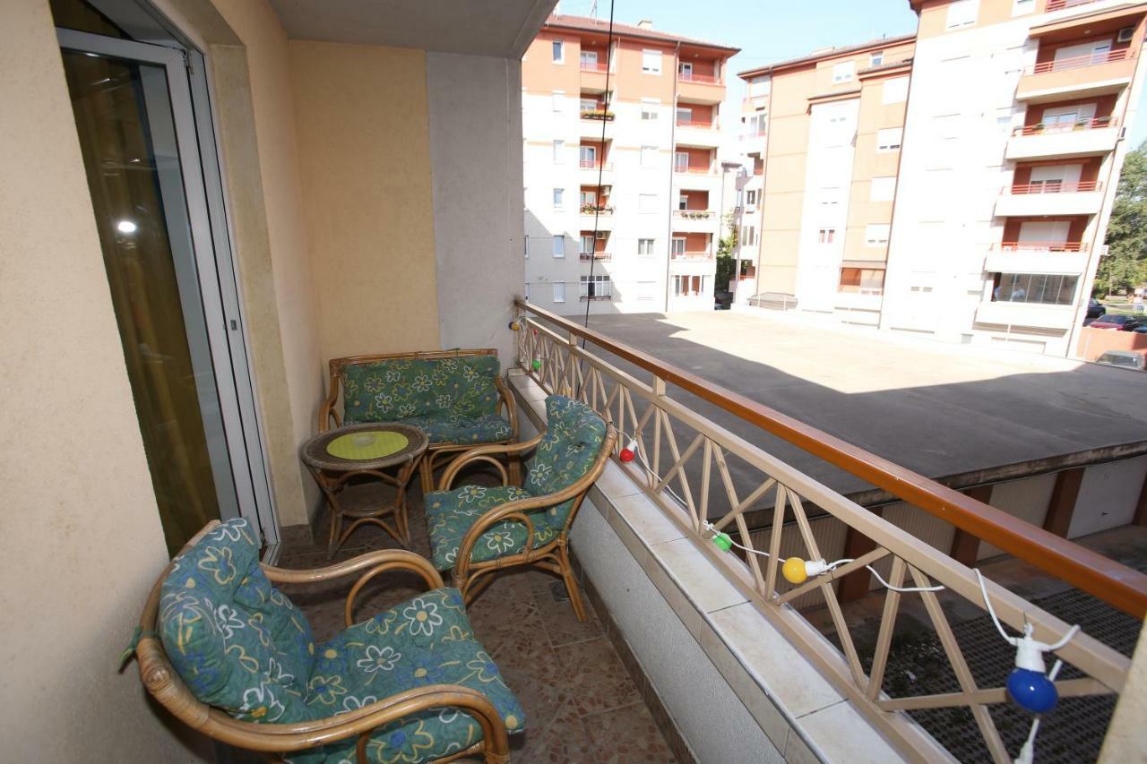 Fast Sleep & Go 2 Apartment Paracin Exterior photo